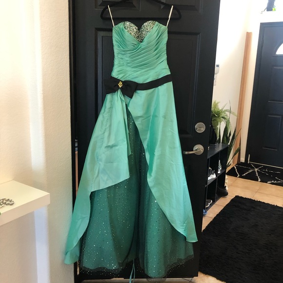 Alyce Designs Prom Dress - Picture 2 of 15